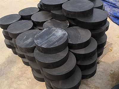 上街区板式橡胶支座由若干层橡胶片与薄钢板经加压硫化